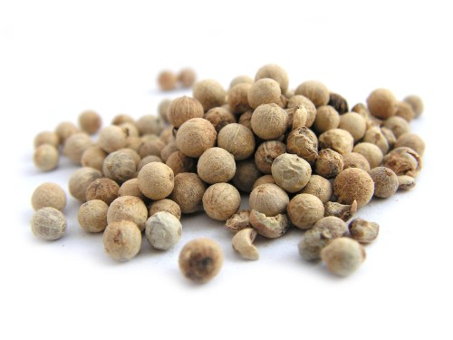 Pieprz biały ziarnisty